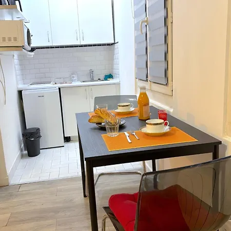 Le Rennequin Apartmán *